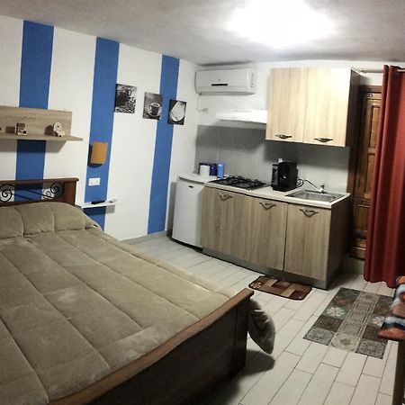 카스텔라마레델골포 Monolocale Per Vacanze 아파트 외부 사진