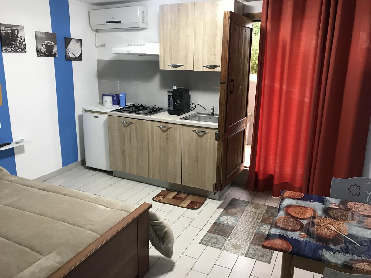 카스텔라마레델골포 Monolocale Per Vacanze 아파트 외부 사진