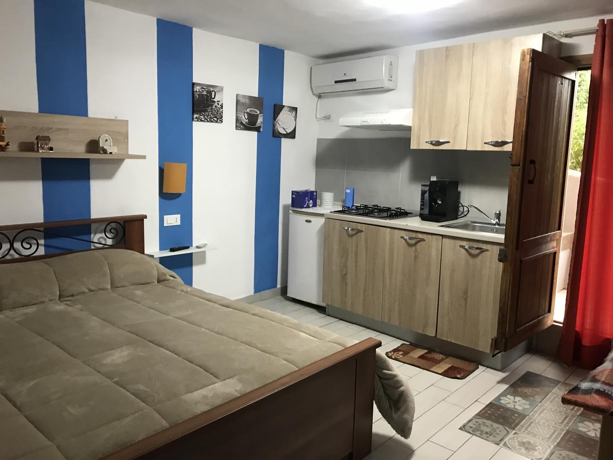 카스텔라마레델골포 Monolocale Per Vacanze 아파트 외부 사진